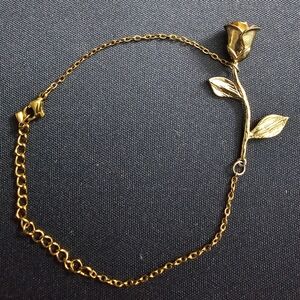 Elegant Rose Bracelet